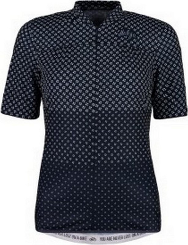 Maloja Costetta W mountain lake