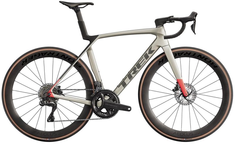 Silniční kolo Madone SL 7 Gen 8 Matte Lunar Silver
